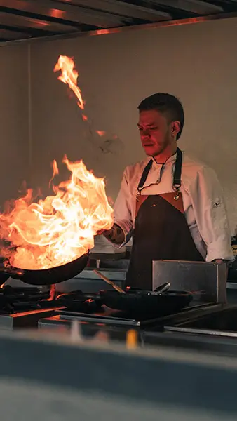 La 1er cocina Nikkei en Guatape la exquisita fusión que une Japón, Perú y Colombia restaurante lima