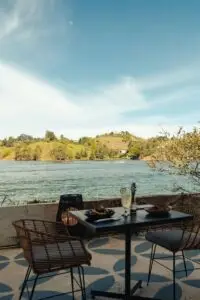restaurante nikkei en guatapé - frente a la represa - Hotel porto marina